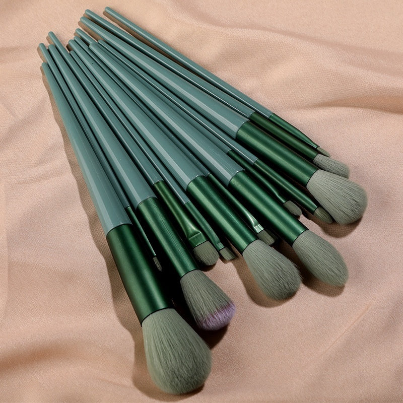 Holly Leaf Makeup Brushes Suit Soft Hair